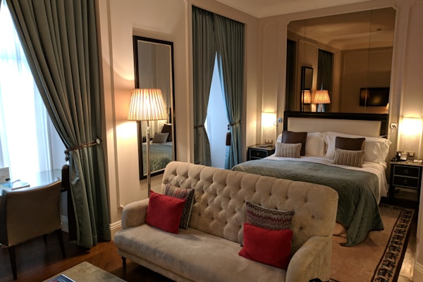 Executive Suite Bathroom